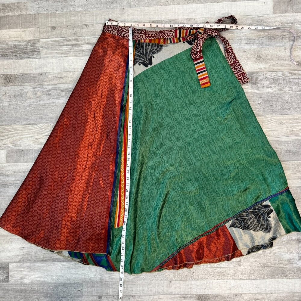 Patchwork Style Reversible 2-Sided Magic Skirt Wr… - image 4